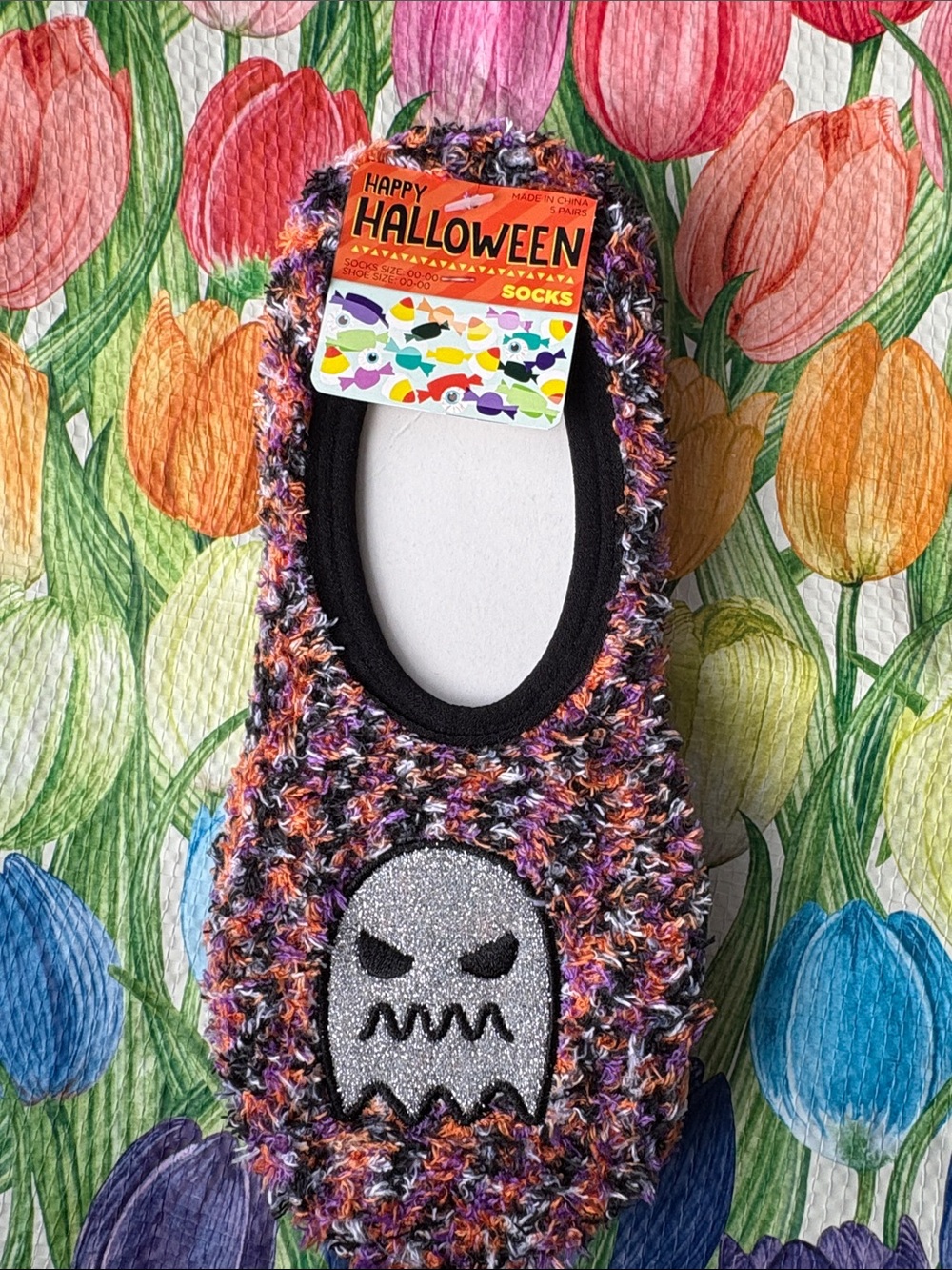 Happy Halloween Fuzzy Ghost No-Show Socks